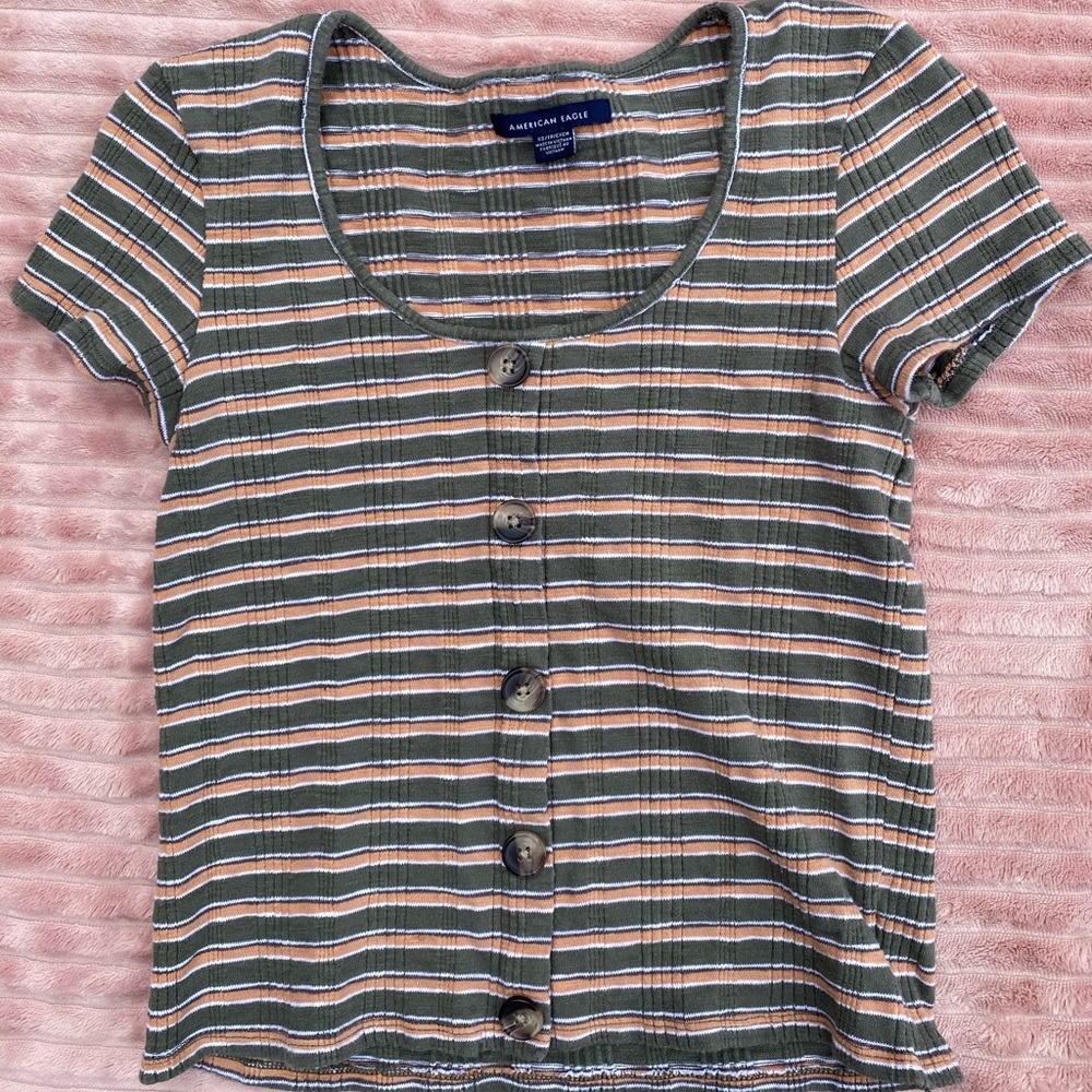 American Eagle top
